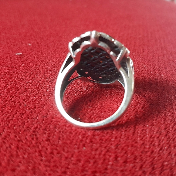 Sold! Sterling Amber Rose Intaglio Ring - Picture 4 of 4